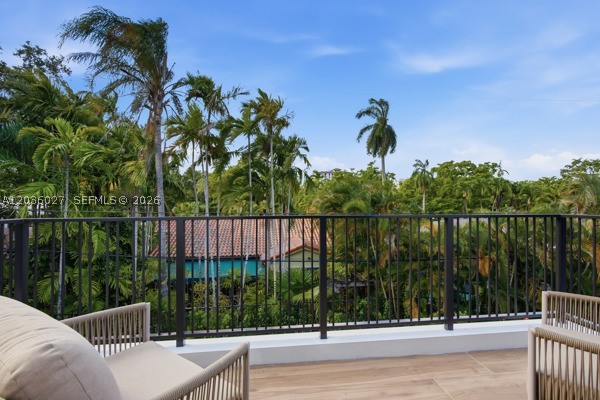 CORAL GABLES BILTMORE SEC - Residential