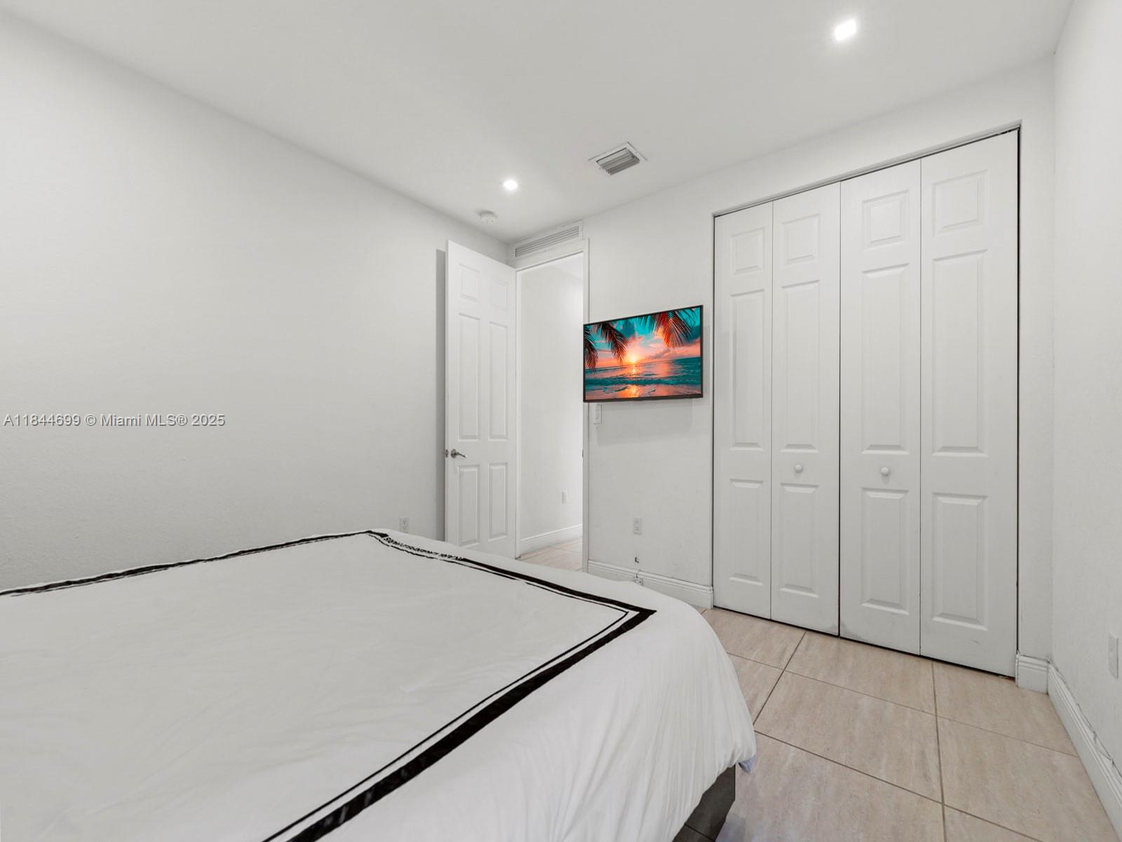 CW 144 SUBDIVISION - Residential Lease
