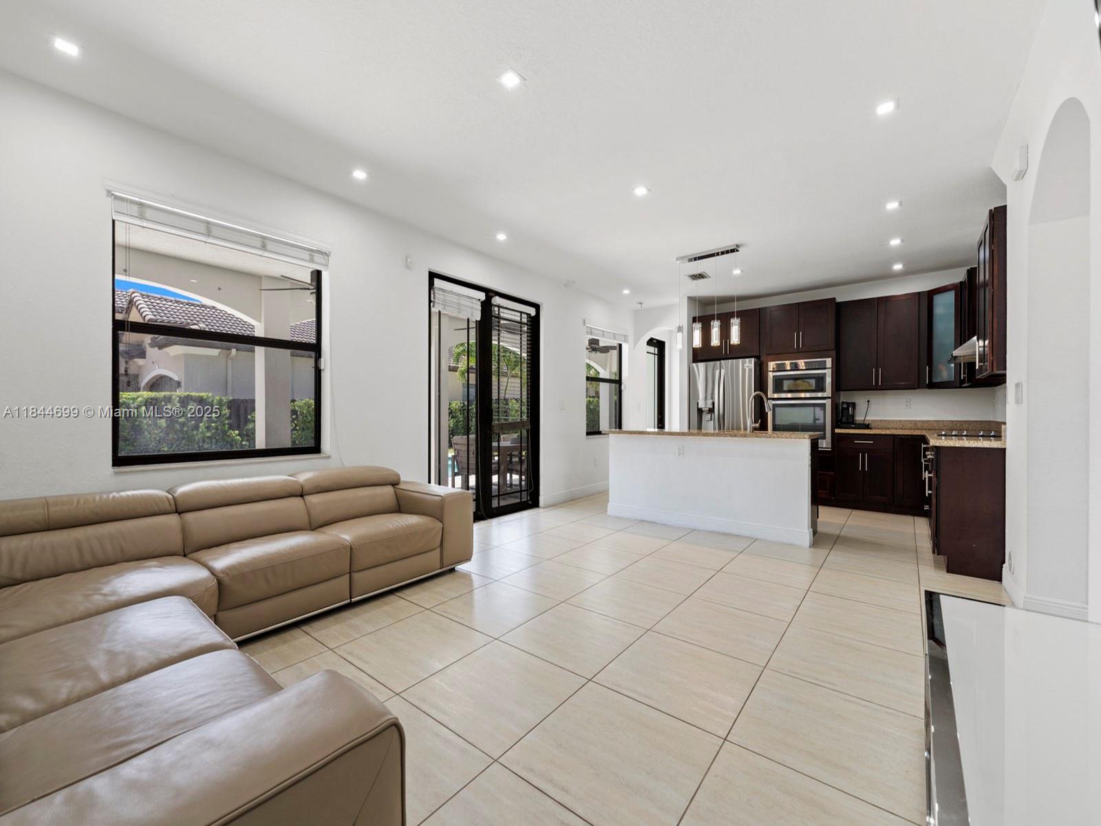 CW 144 SUBDIVISION - Residential Lease