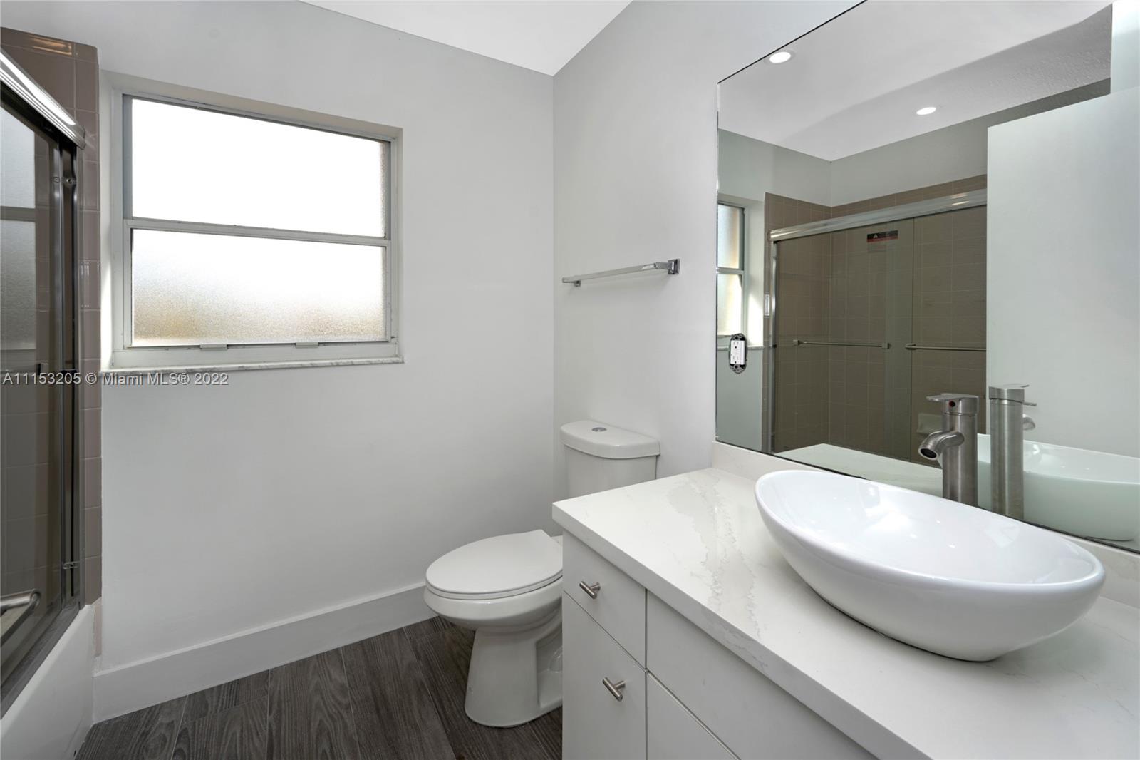 TANGLEWOOD TOWNHOMES - Residential Lease