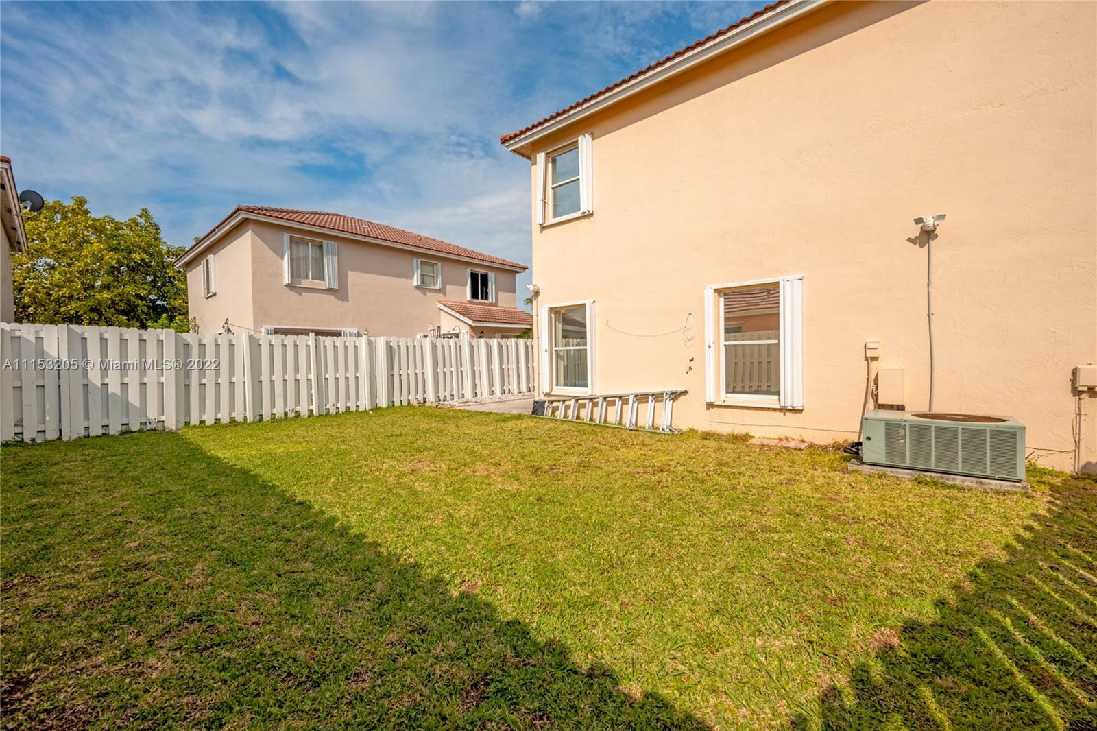 TANGLEWOOD TOWNHOMES - Residential Lease