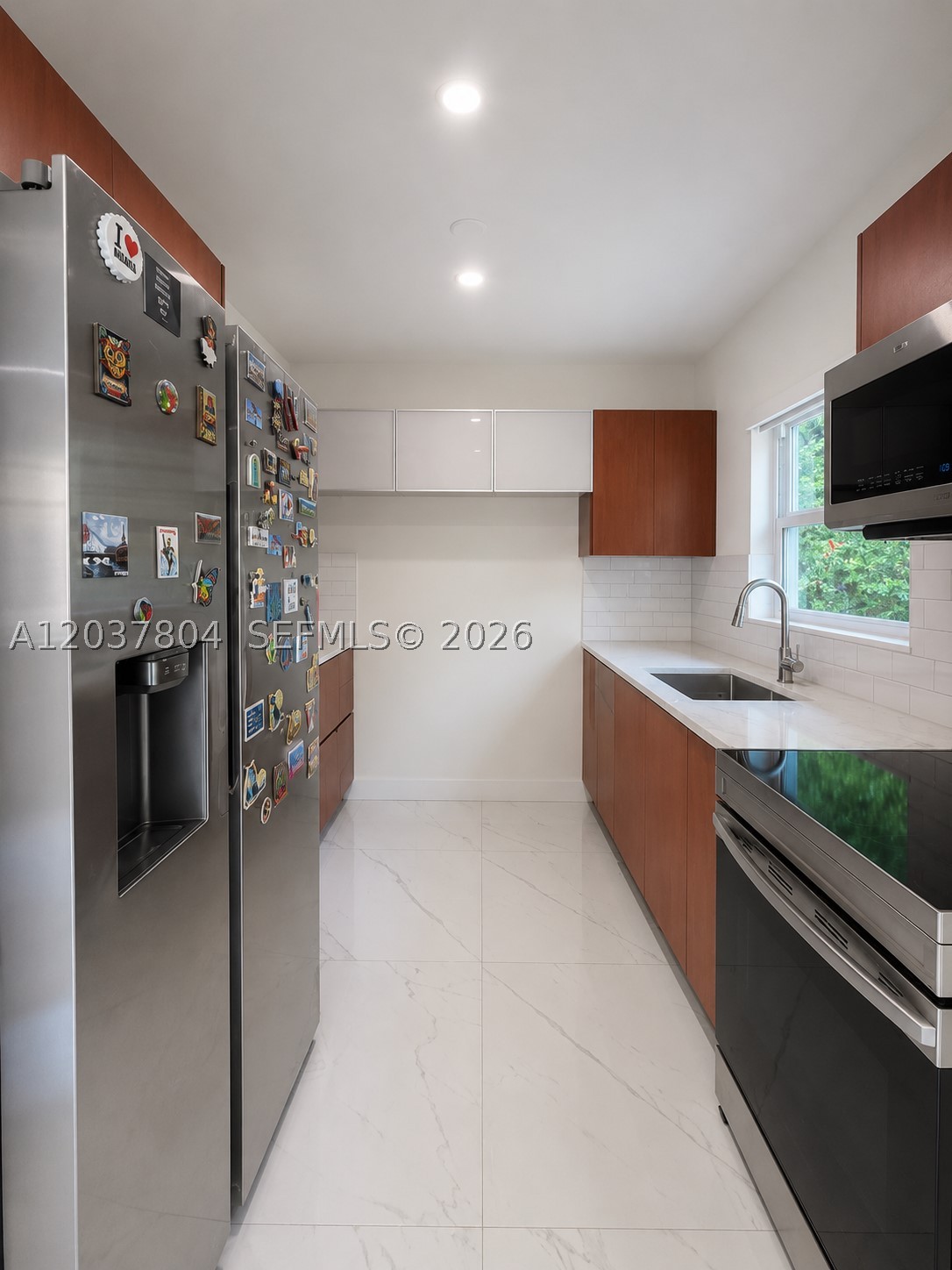 SUNNY GROVE - Residential