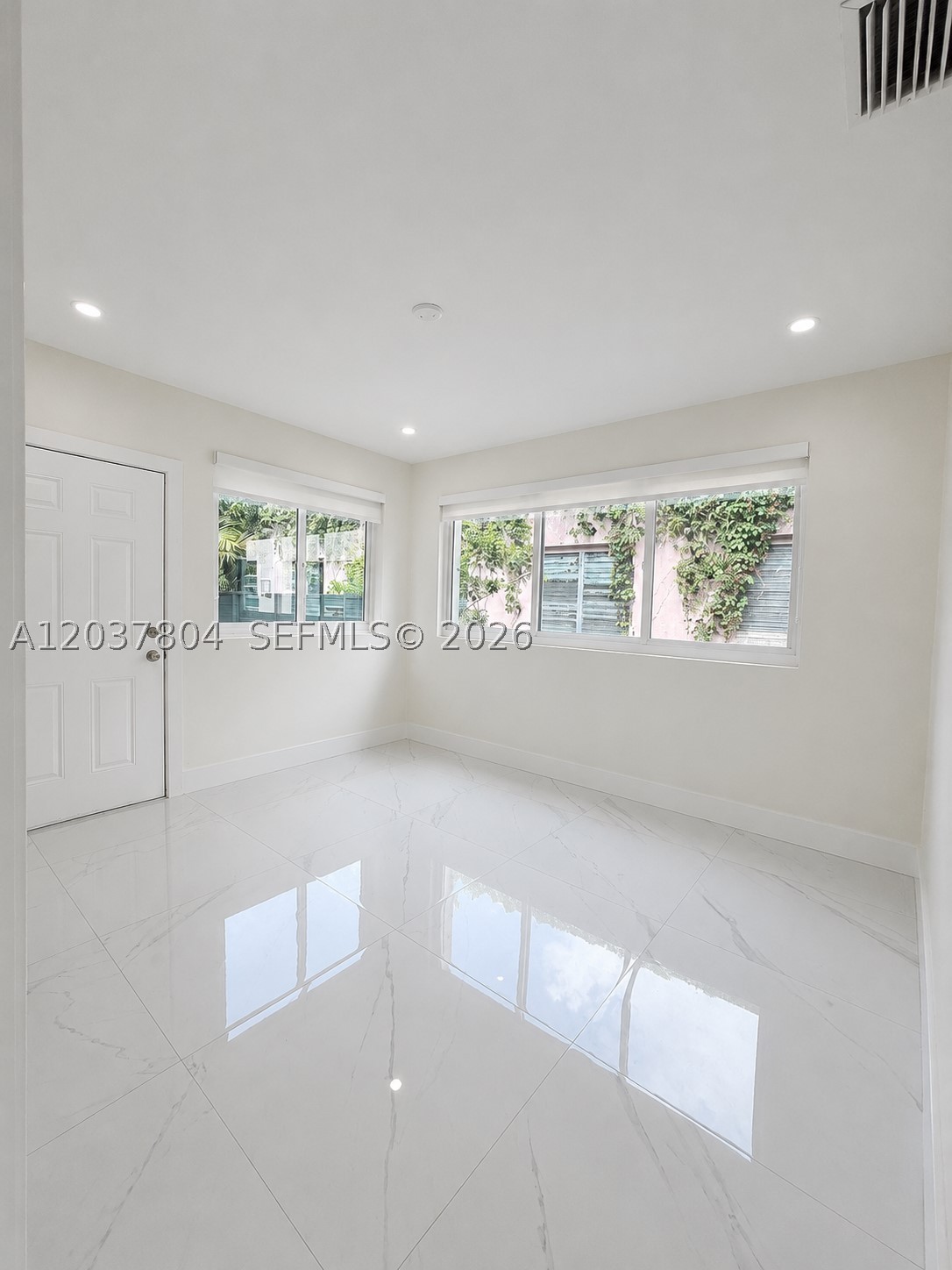 SUNNY GROVE - Residential