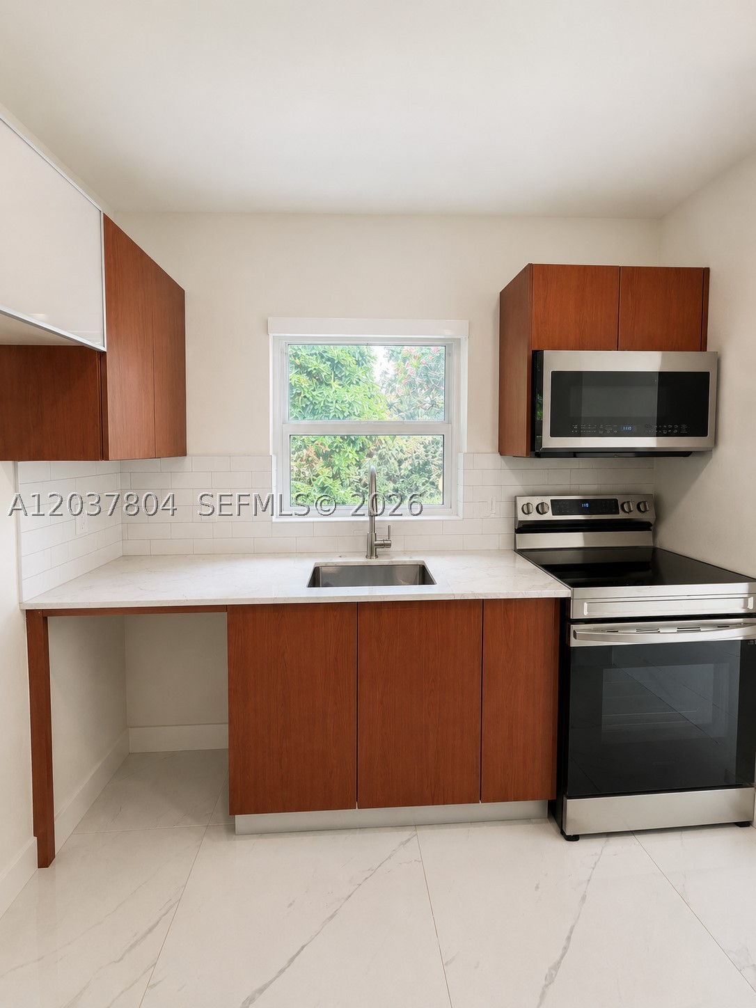 SUNNY GROVE - Residential