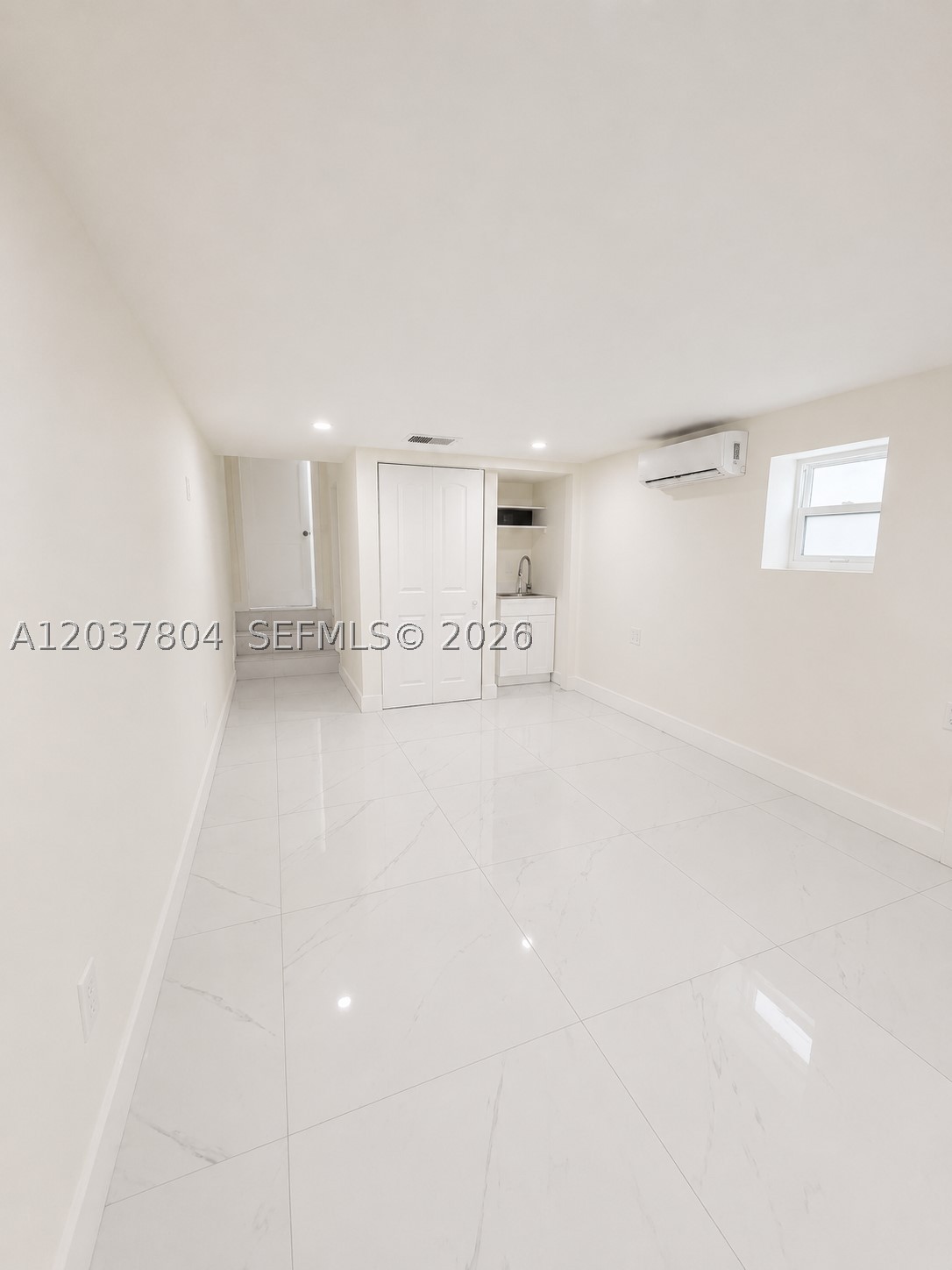 SUNNY GROVE - Residential