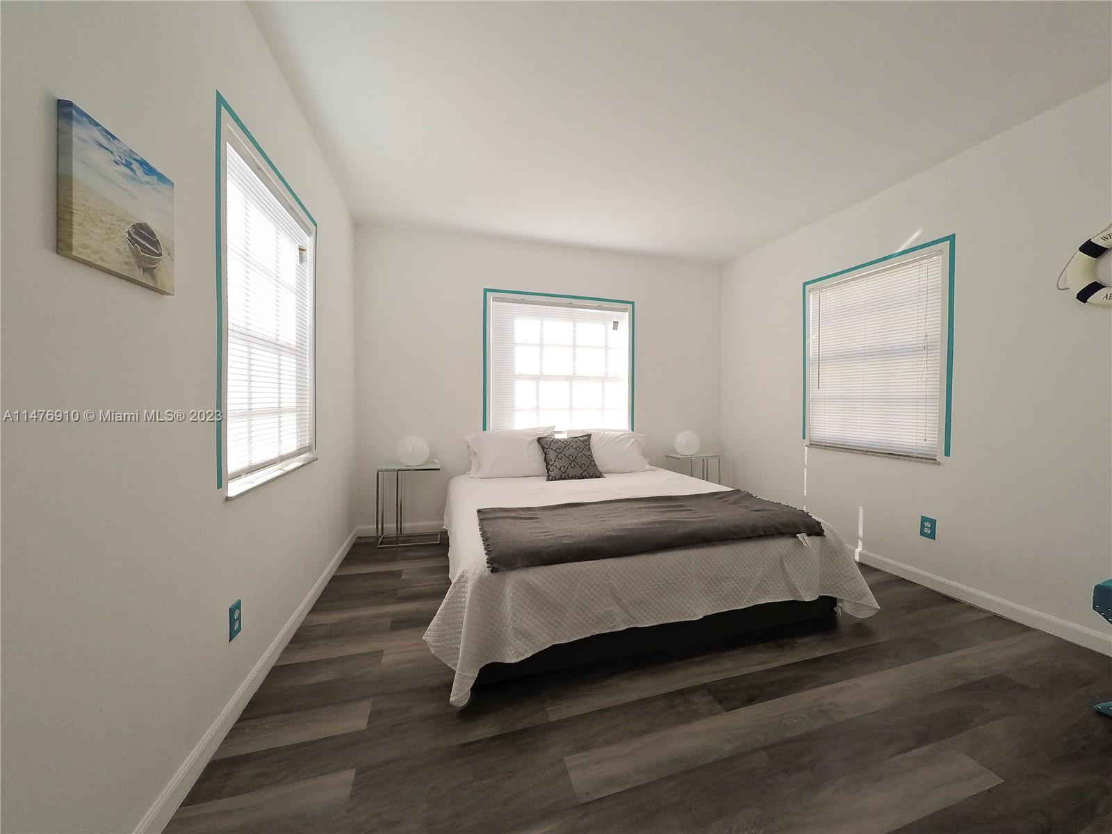 HOLLYWOOD LAWNS - Residential Income