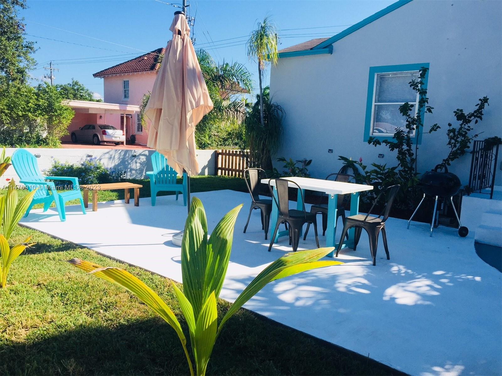 HOLLYWOOD LAWNS - Residential Income