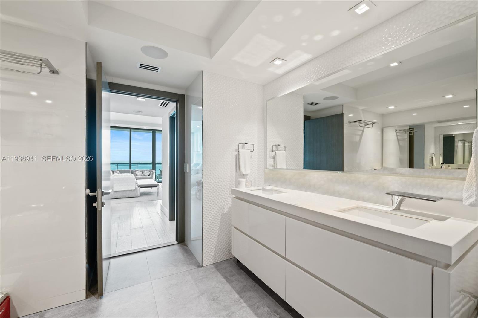 JADE RESIDENCES AT BRICKE - Residential