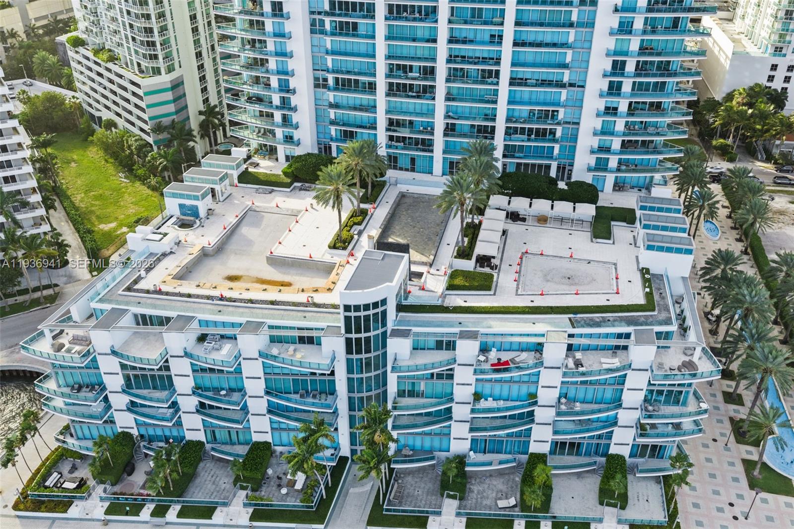 JADE RESIDENCES AT BRICKE - Residential