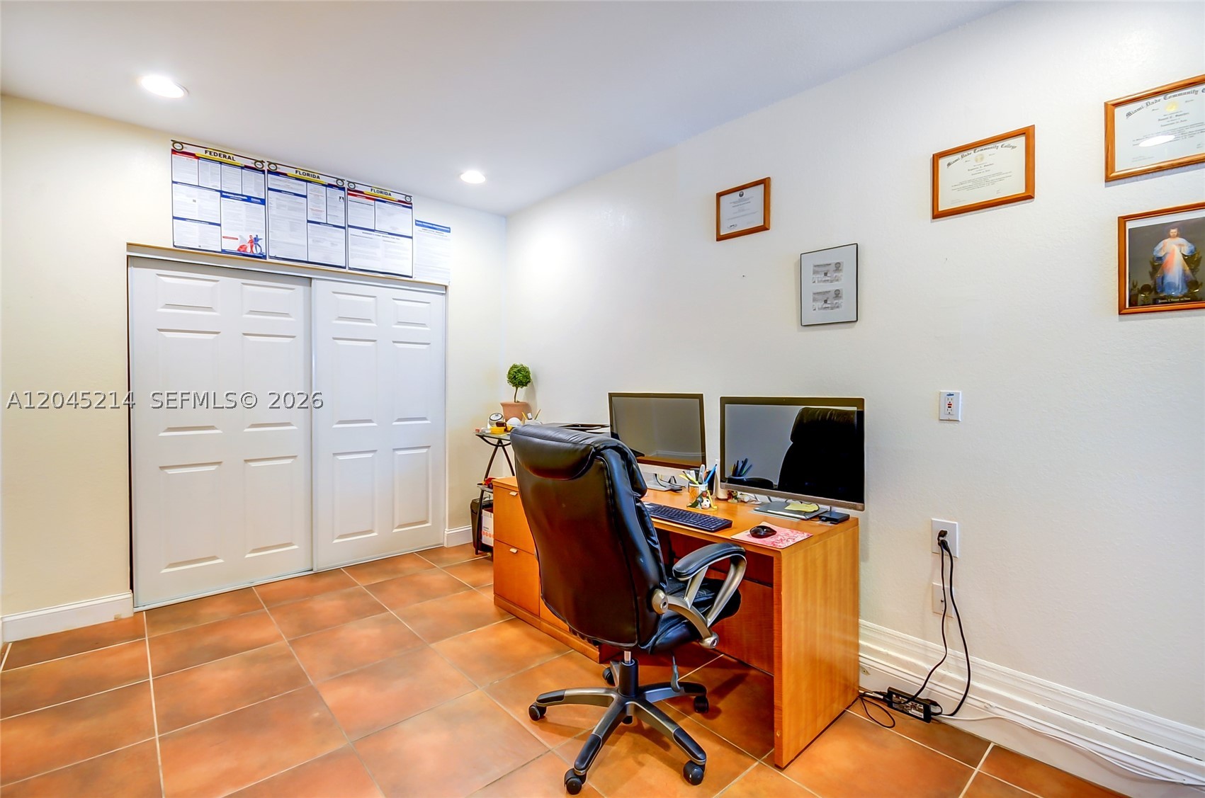 LAGUNA PONDS SEC 2 - Residential