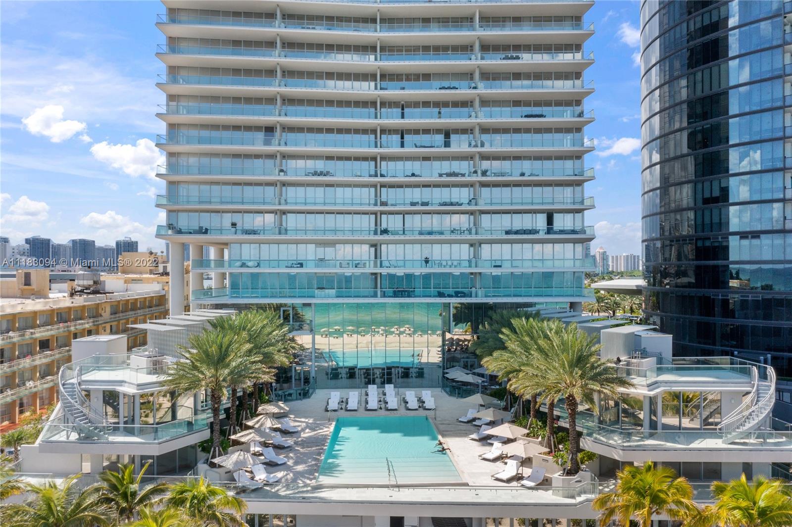 Turnberry Ocean Club - Residential