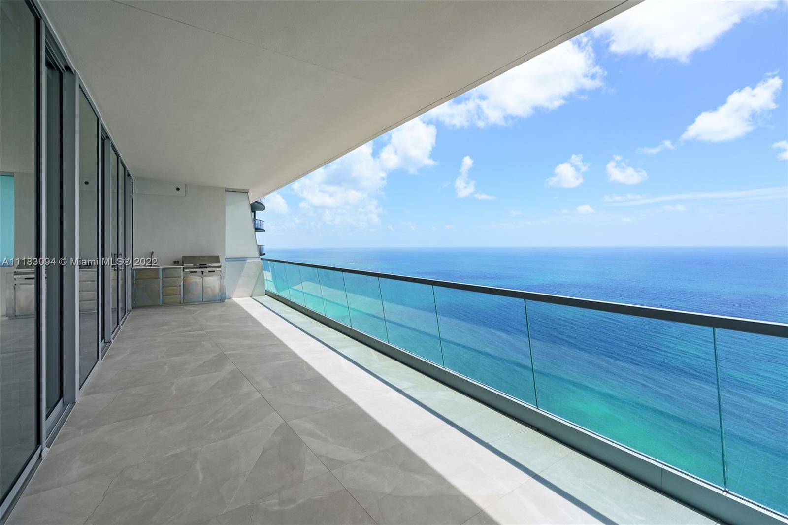 Turnberry Ocean Club - Residential