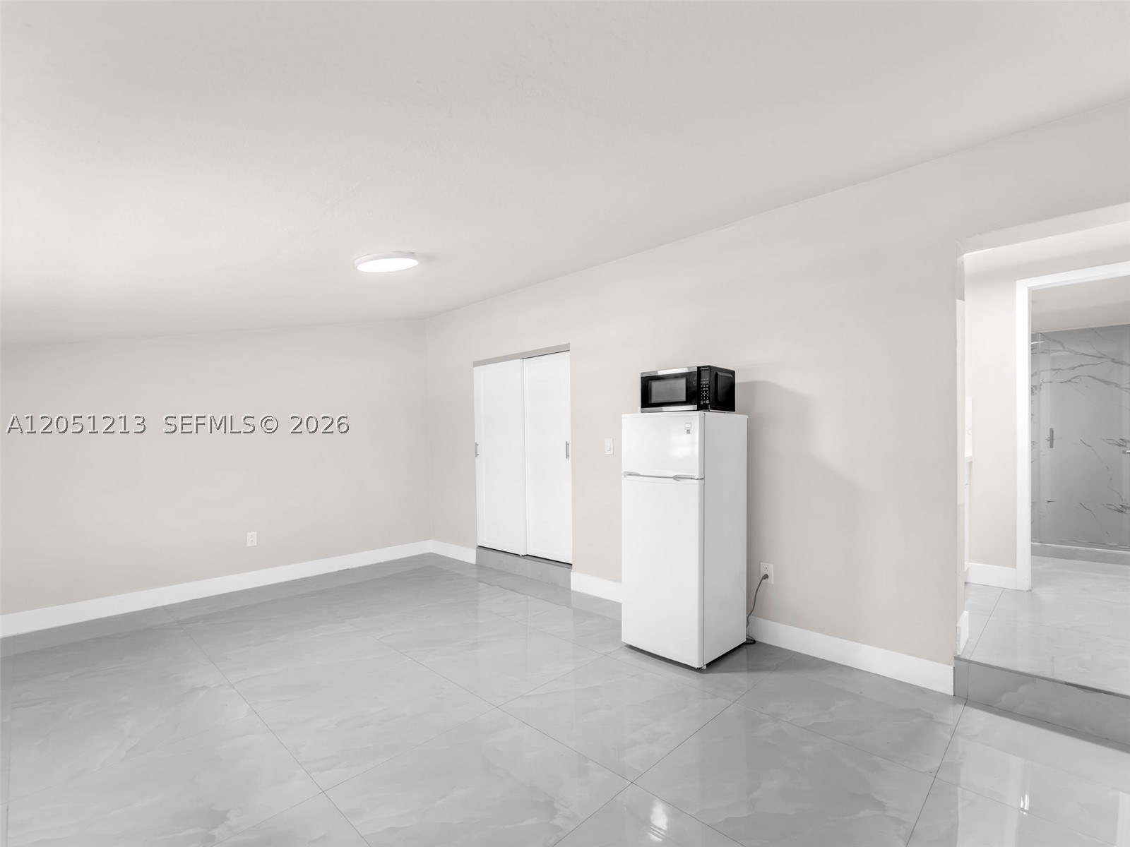 HEFTLER HOMES SEC 1 - Residential Lease