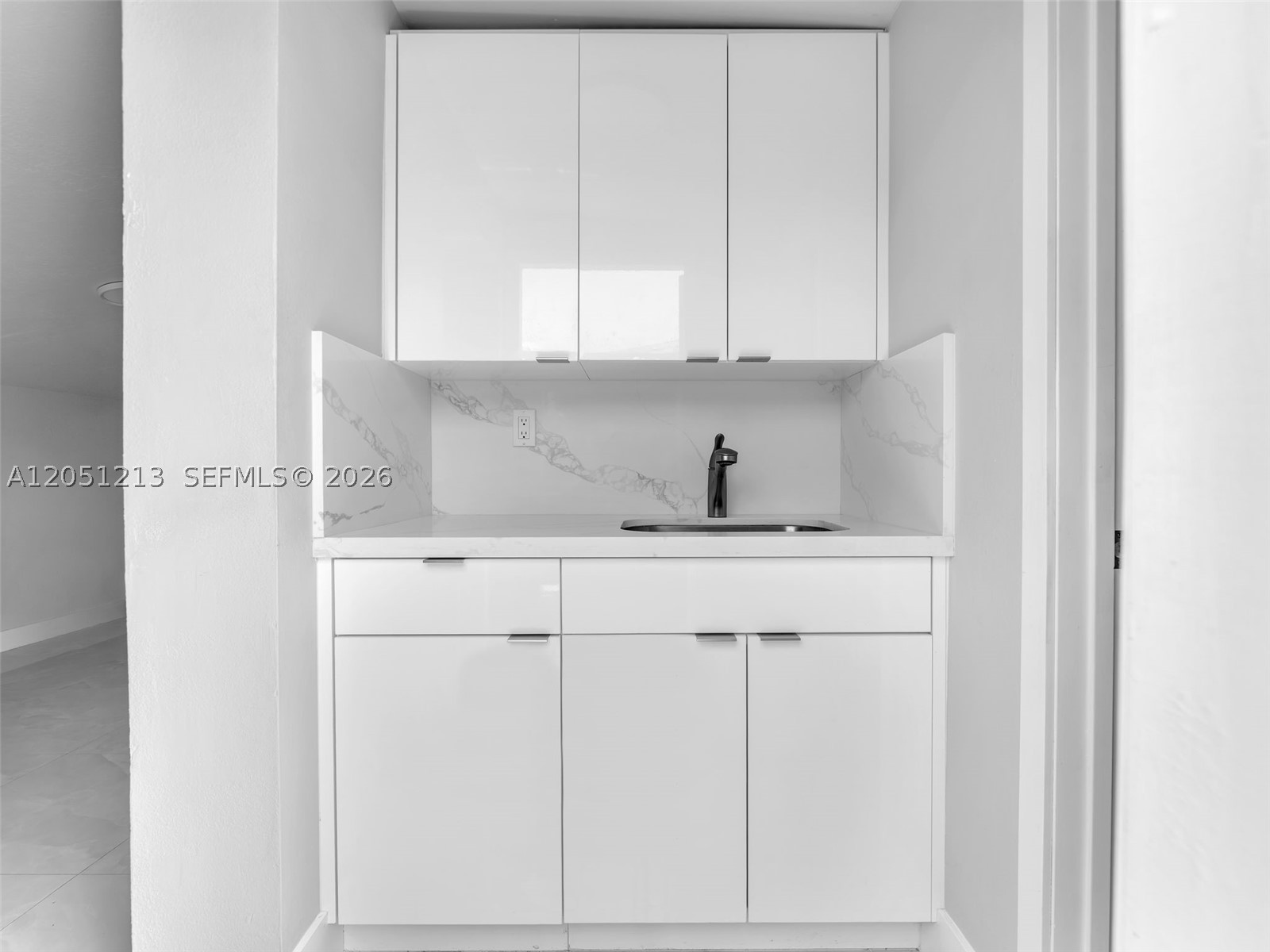 HEFTLER HOMES SEC 1 - Residential Lease