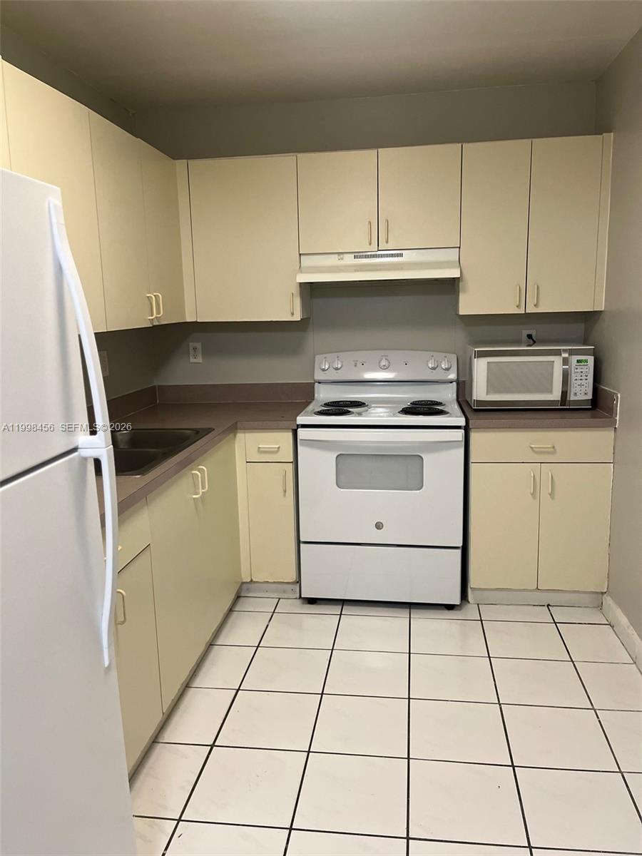 WESTLAND GARDENS CONDO - Residential