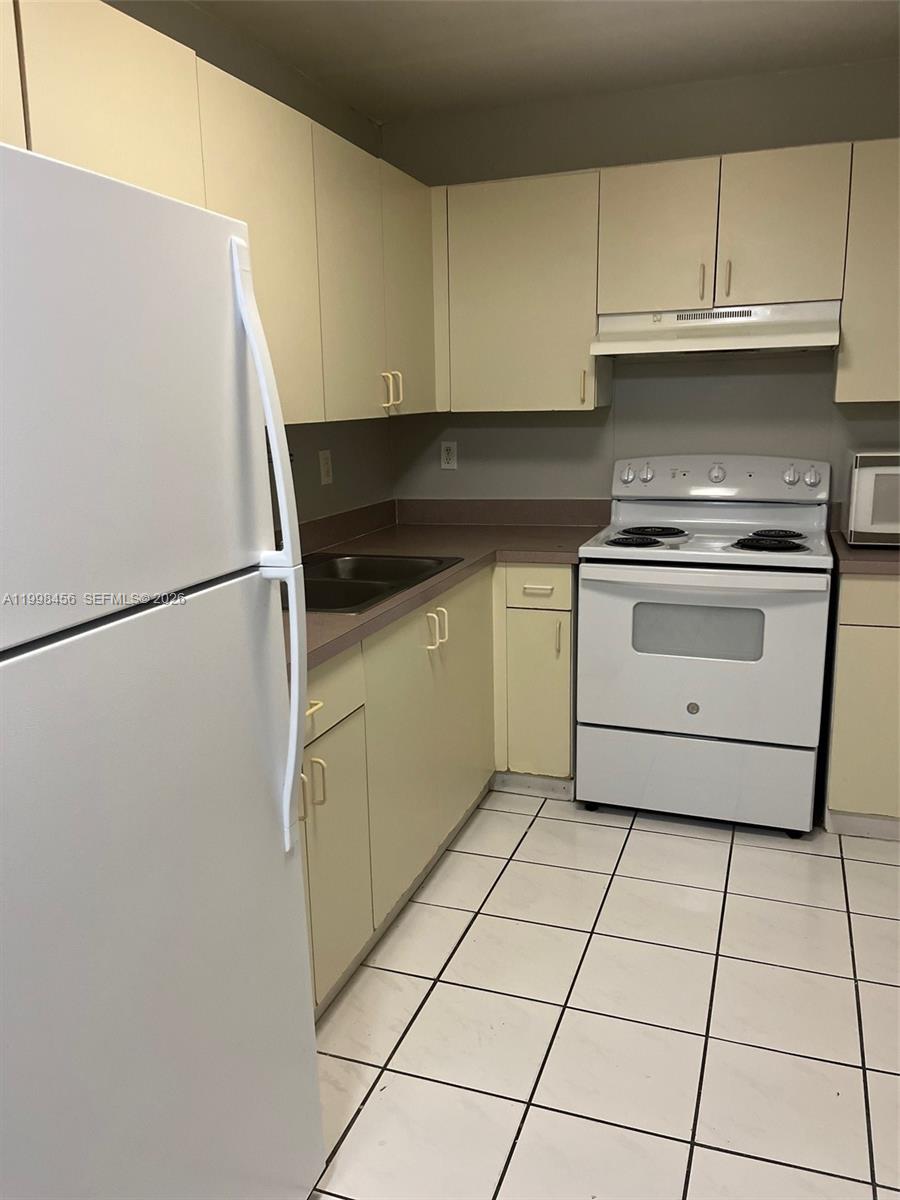 WESTLAND GARDENS CONDO - Residential