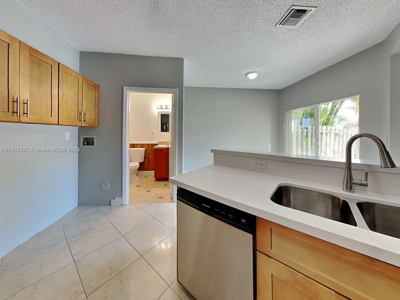 AVALON - Residential Lease