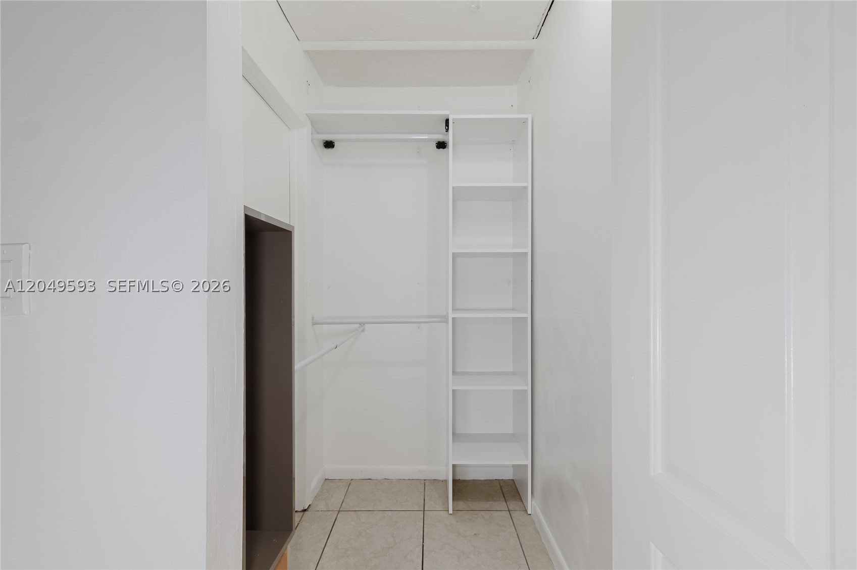 LAKEVIEW ESTATES CONDO - Residential Lease