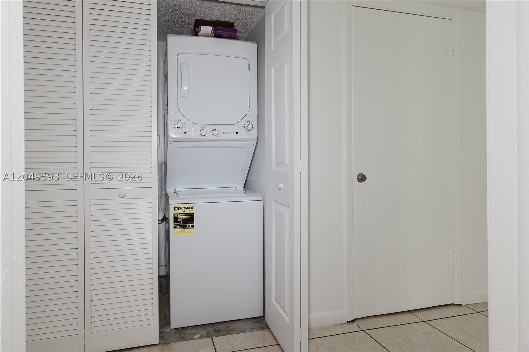 LAKEVIEW ESTATES CONDO - Residential Lease