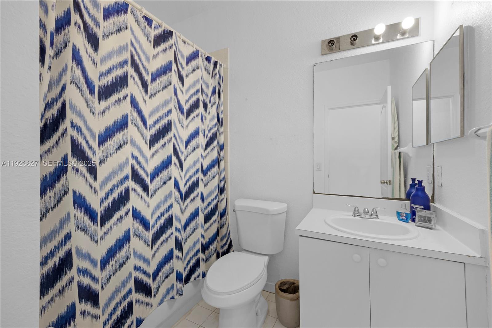 SANTA BARBARA 1ST ADDN - Residential
