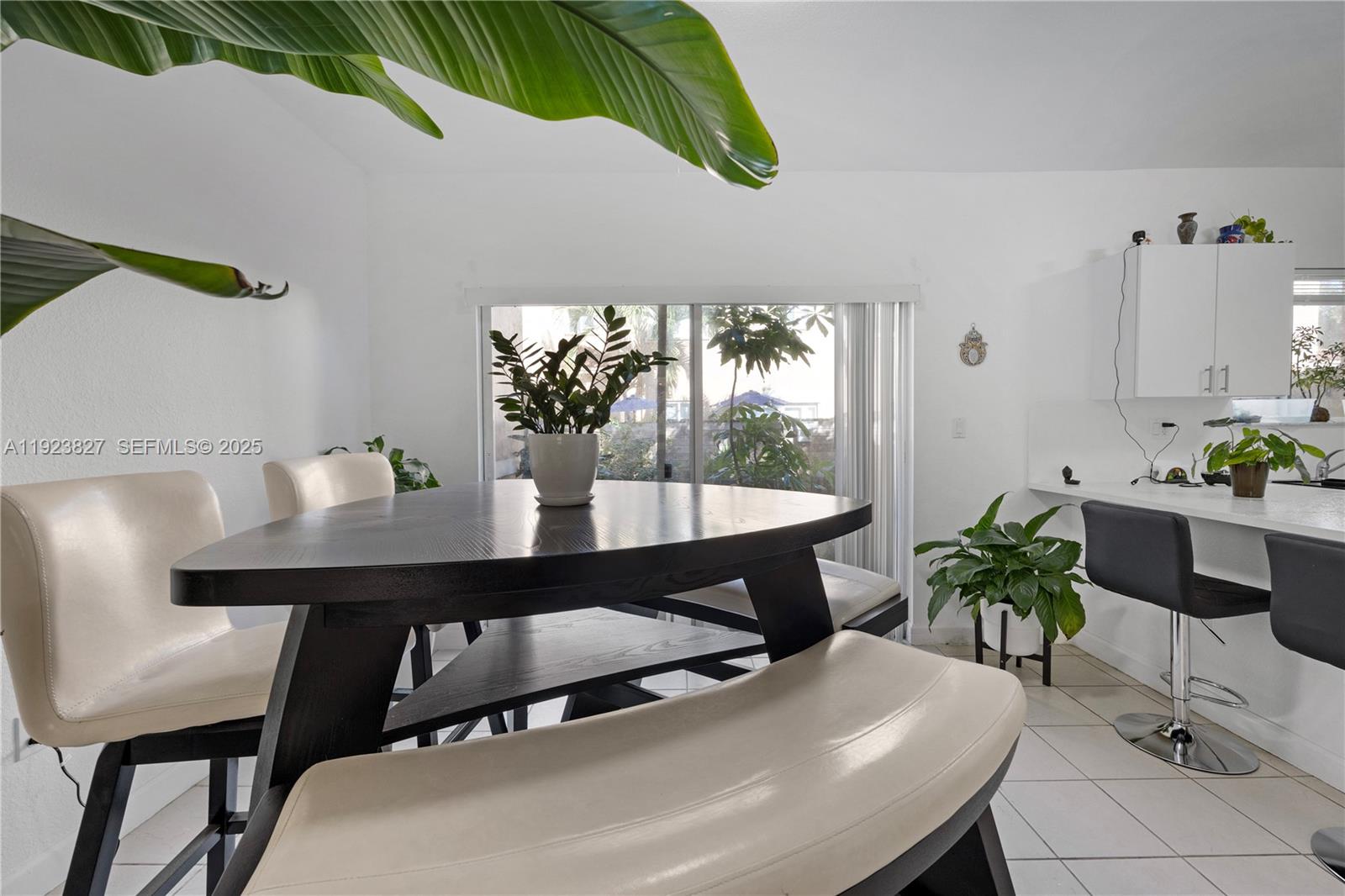 SANTA BARBARA 1ST ADDN - Residential