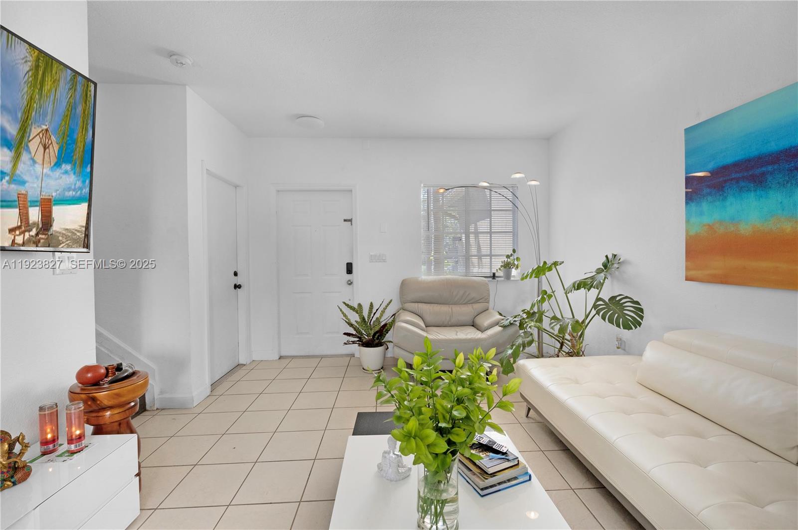 SANTA BARBARA 1ST ADDN - Residential