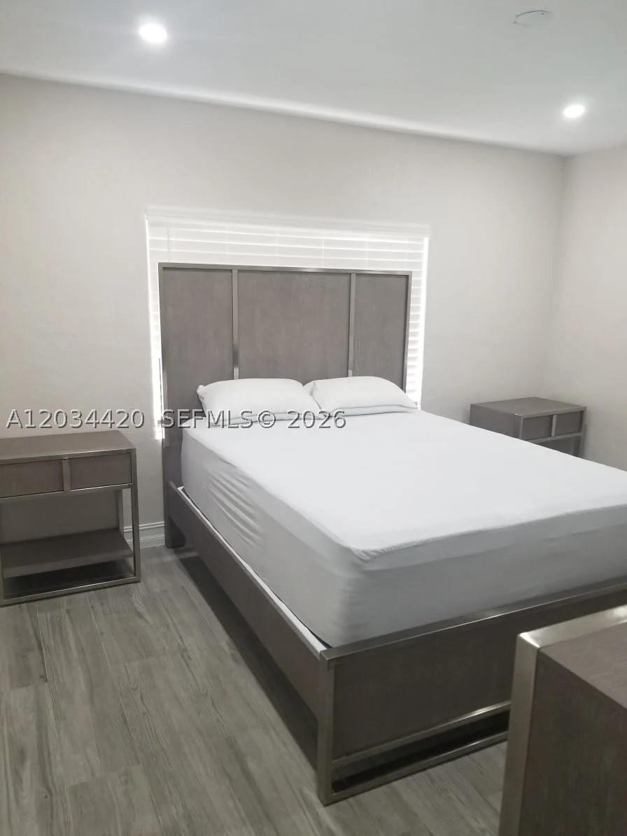 Section 8 Welcomed. Spacious and furnished 2 bedroom, 1 bath rental offering approximately 1,200 sq. ft. of living area. This well maintained unit features central A/C, in unit washer and dryer, parking, and a comfortable functional layout. Water, internet included in the monthly rent, making this a convenient move in ready option.
Centrally located near Miami Shores, El Portal, Little River, Wynwood, the Design District, Downtown Miami, and major highways. Easy access to shopping, dining, public transportation, and I-95.