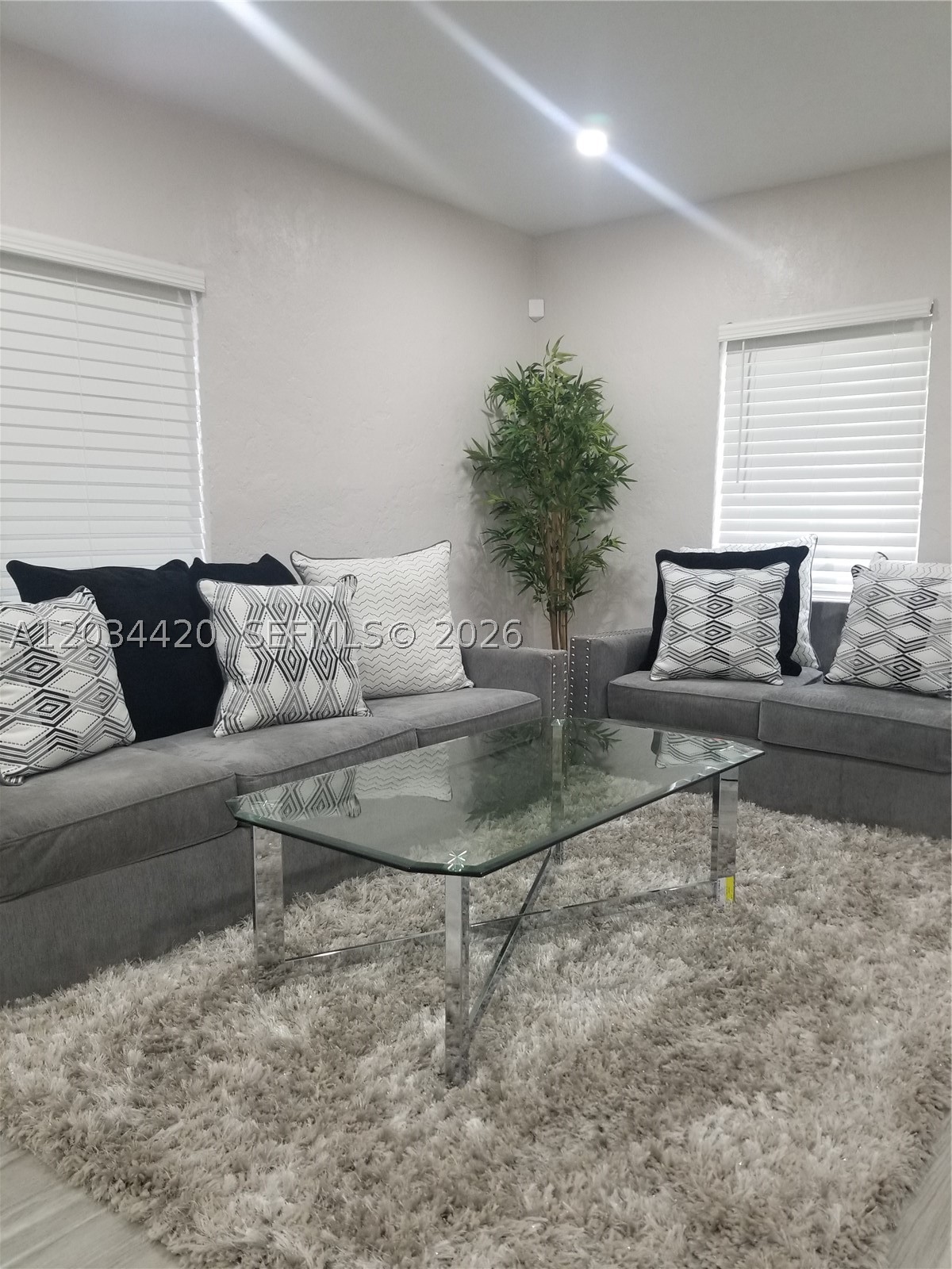 PINEMOUNT 2ND REV AMD PL - Residential Lease