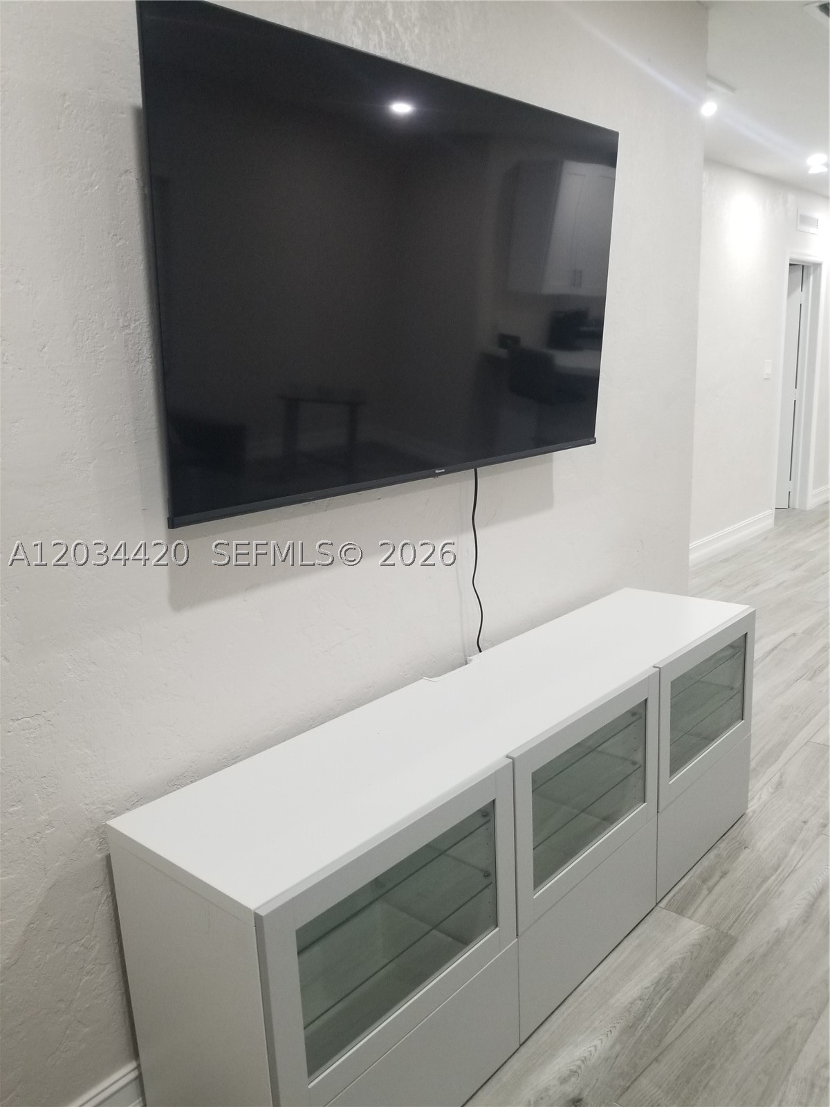 PINEMOUNT 2ND REV AMD PL - Residential Lease