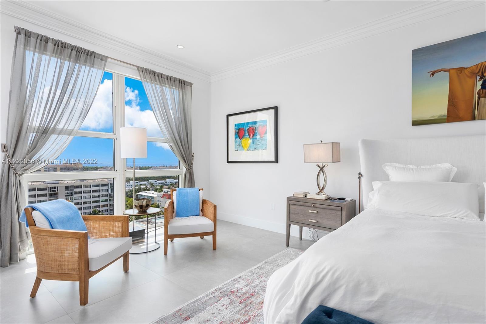 GRAND BAY RESIDENCES COND - Residential