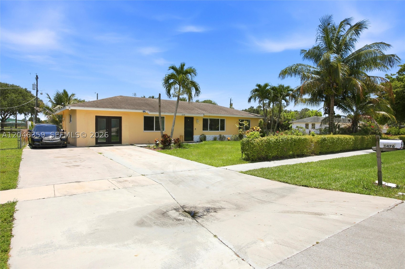 ROOSEVELT ESTATES - Residential