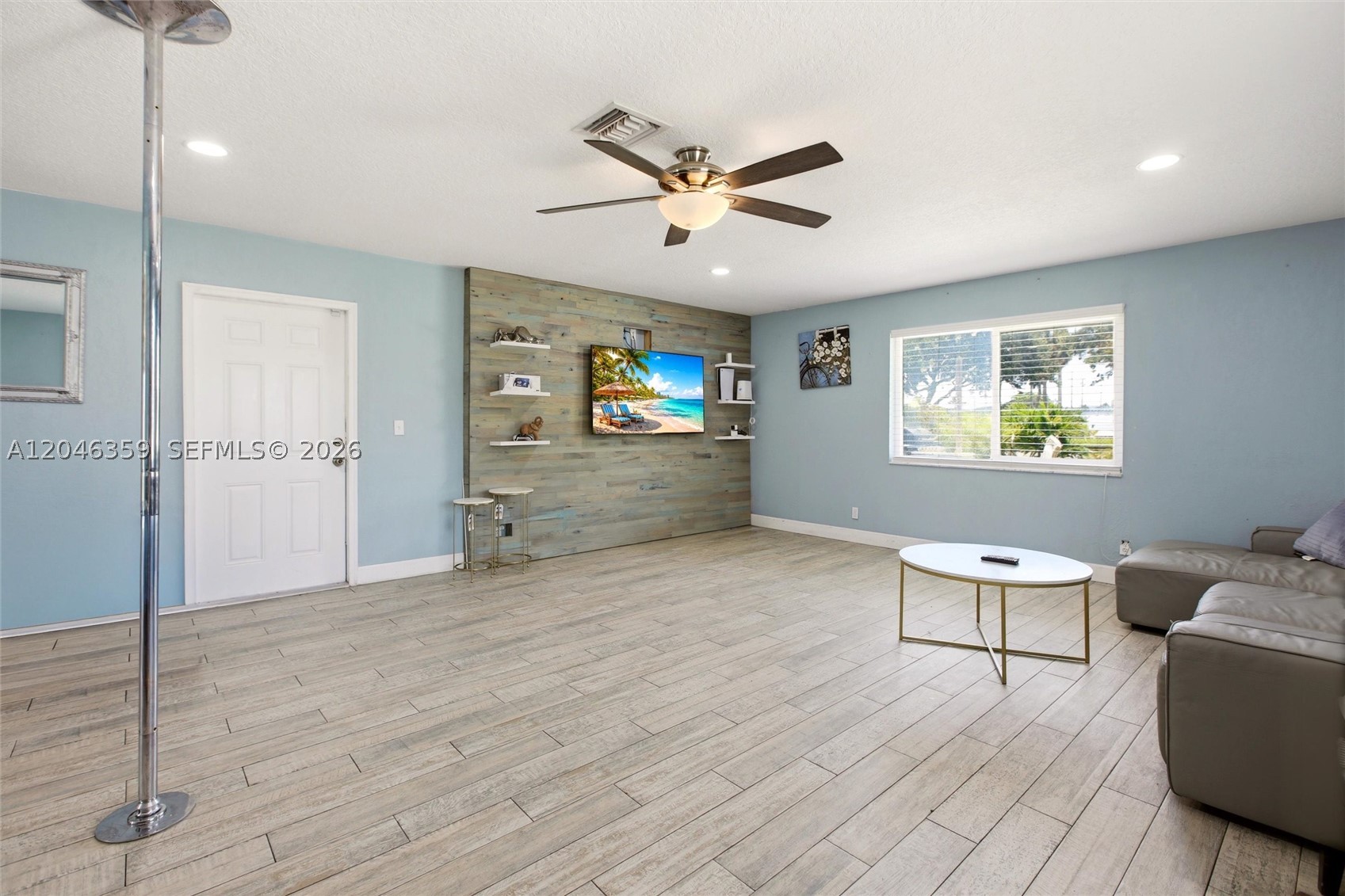 ROOSEVELT ESTATES - Residential