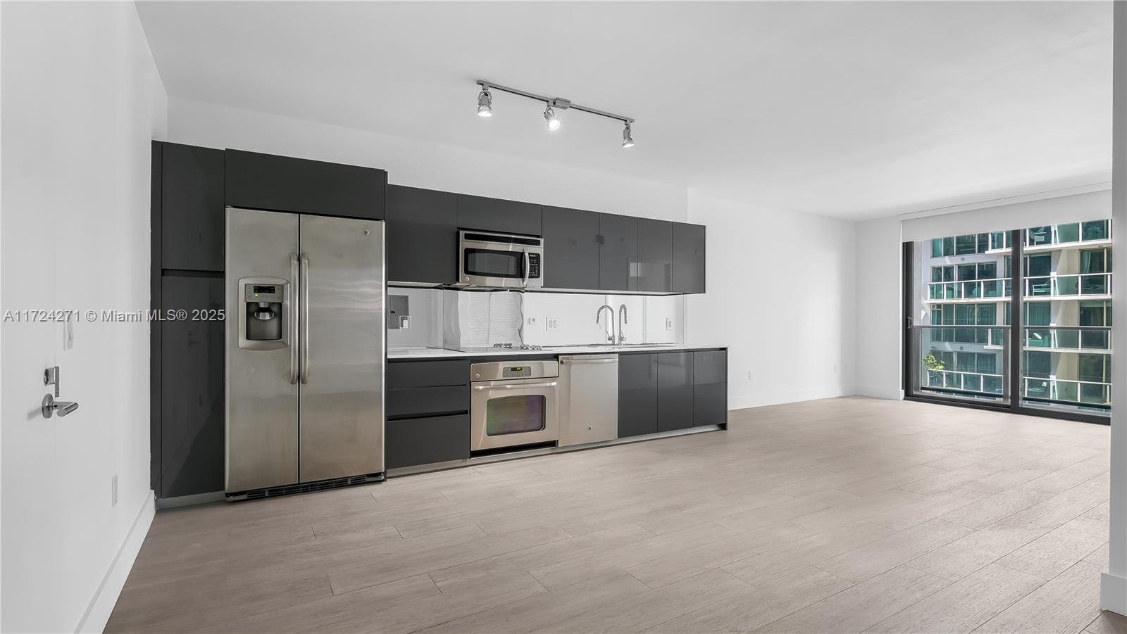 MYBRICKELL CONDO - Residential