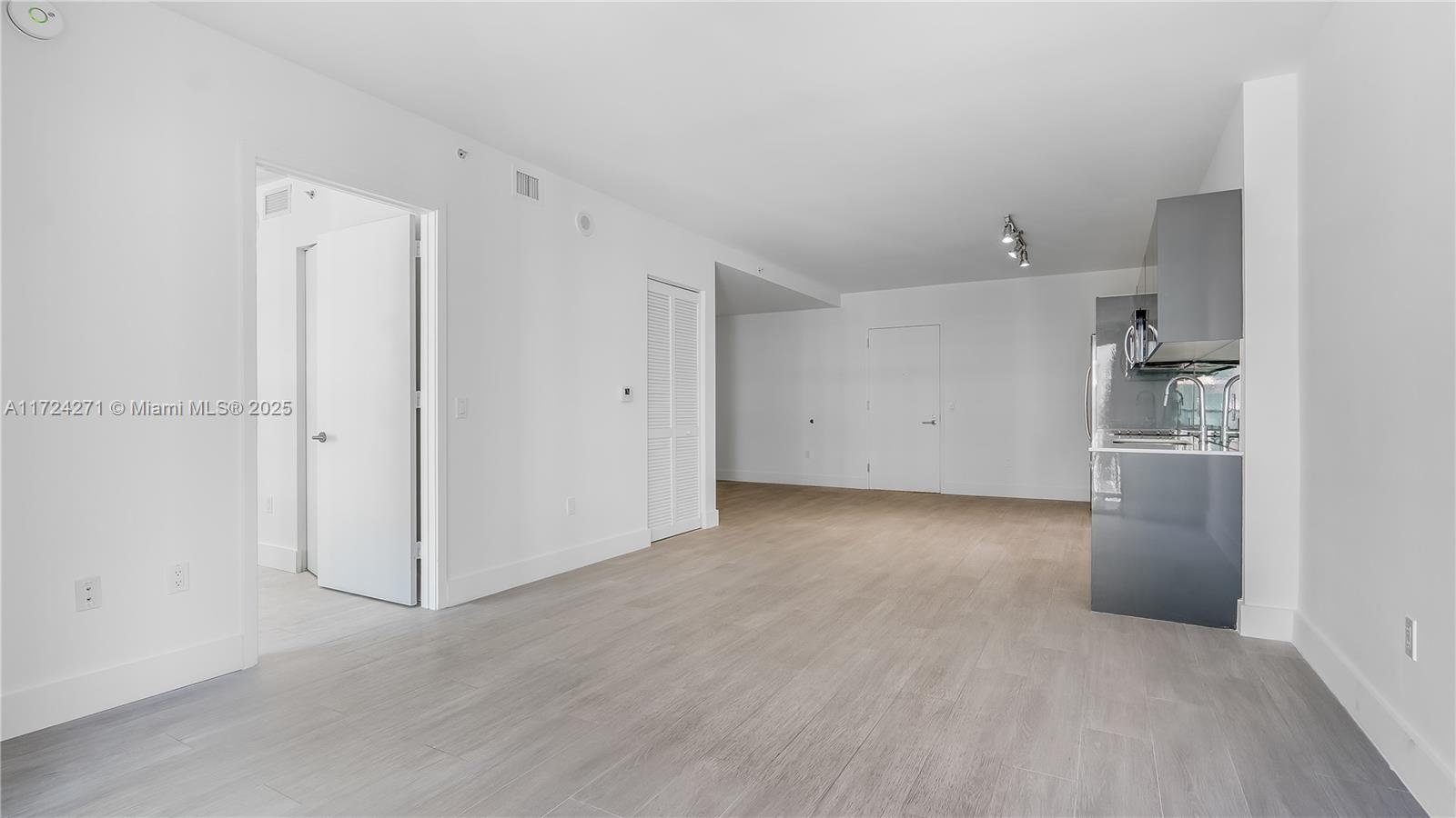 MYBRICKELL CONDO - Residential