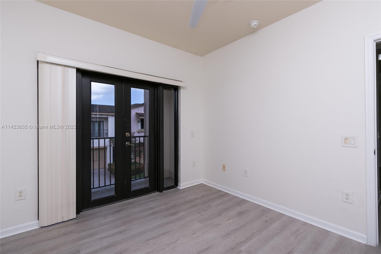 GRAND CYPRESS REPLAT - Residential Lease
