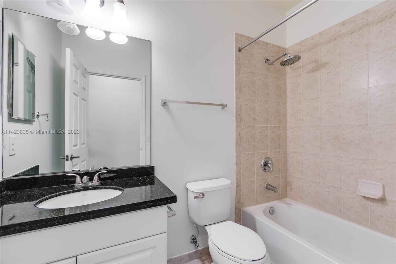 GRAND CYPRESS REPLAT - Residential Lease