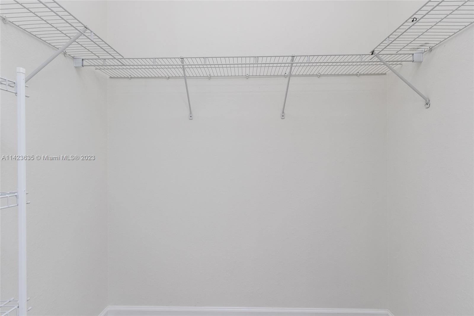 GRAND CYPRESS REPLAT - Residential Lease