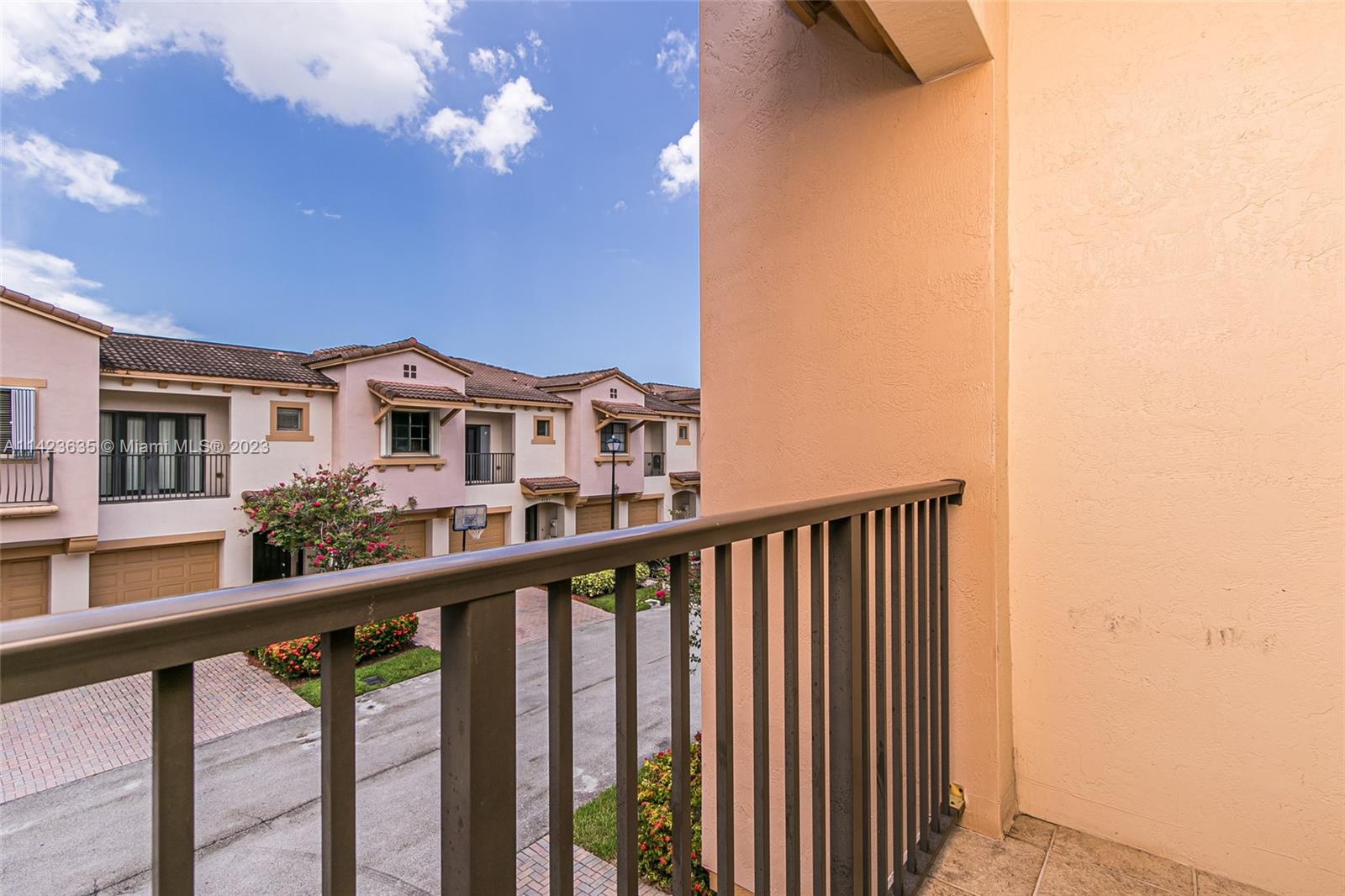 GRAND CYPRESS REPLAT - Residential Lease