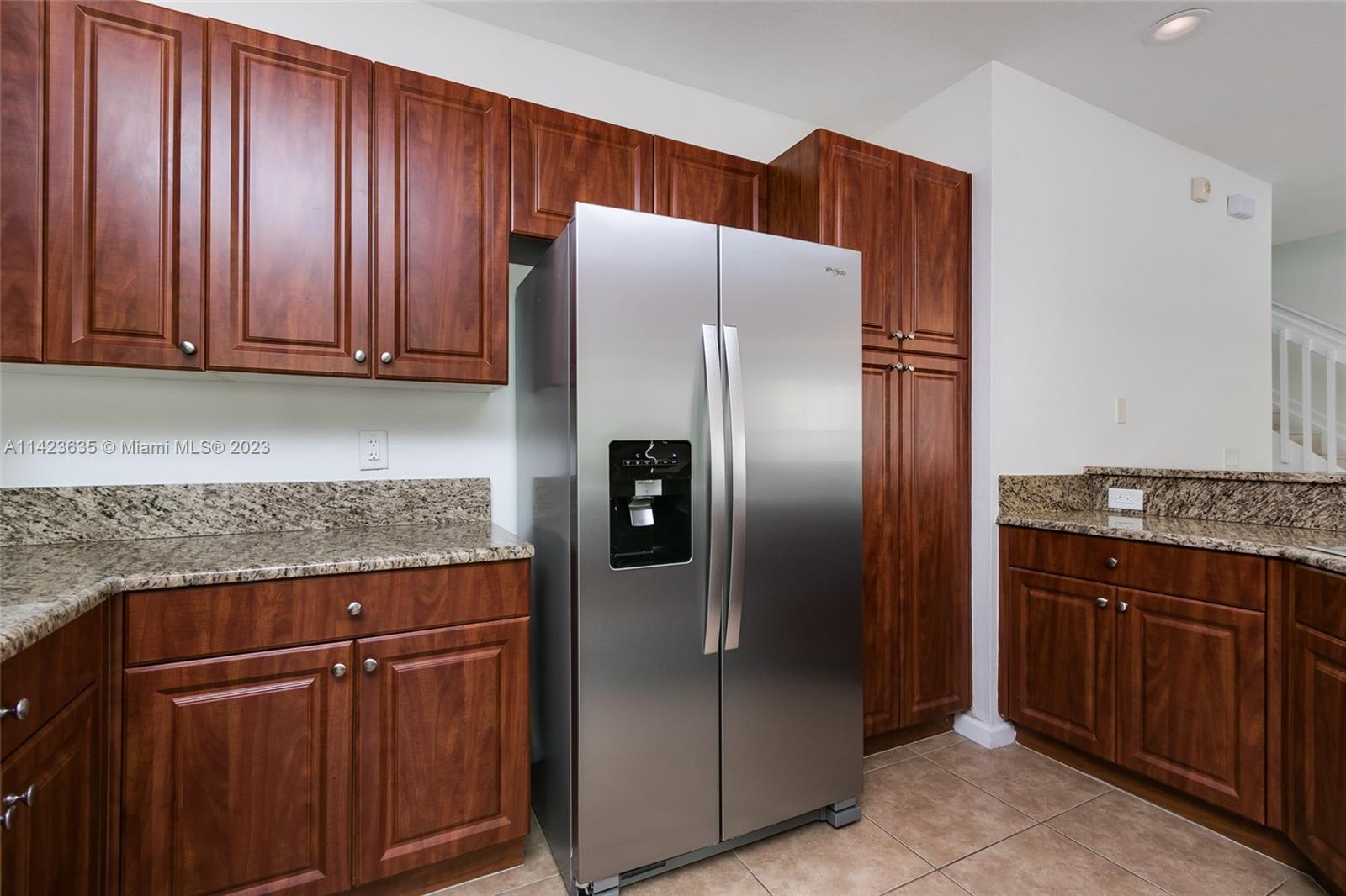 GRAND CYPRESS REPLAT - Residential Lease