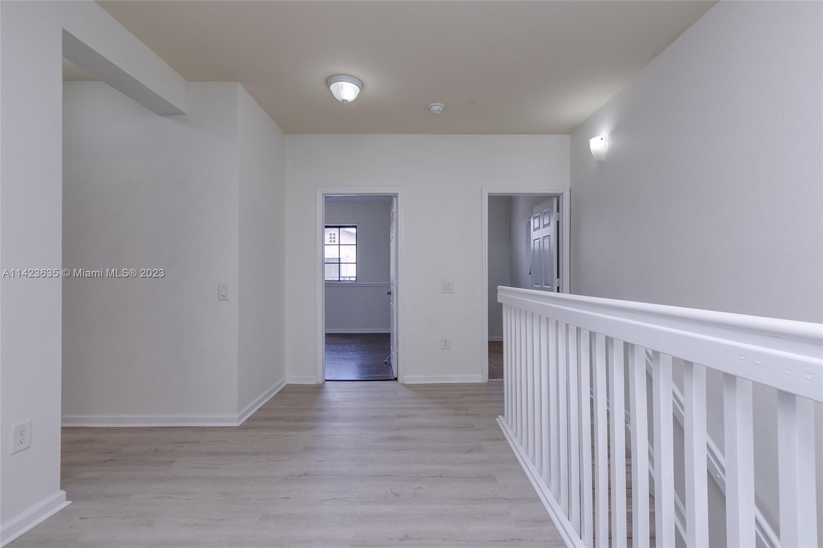 GRAND CYPRESS REPLAT - Residential Lease