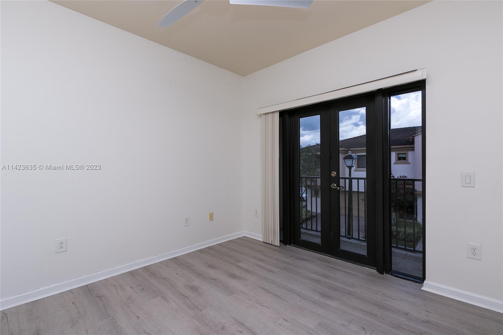 GRAND CYPRESS REPLAT - Residential Lease