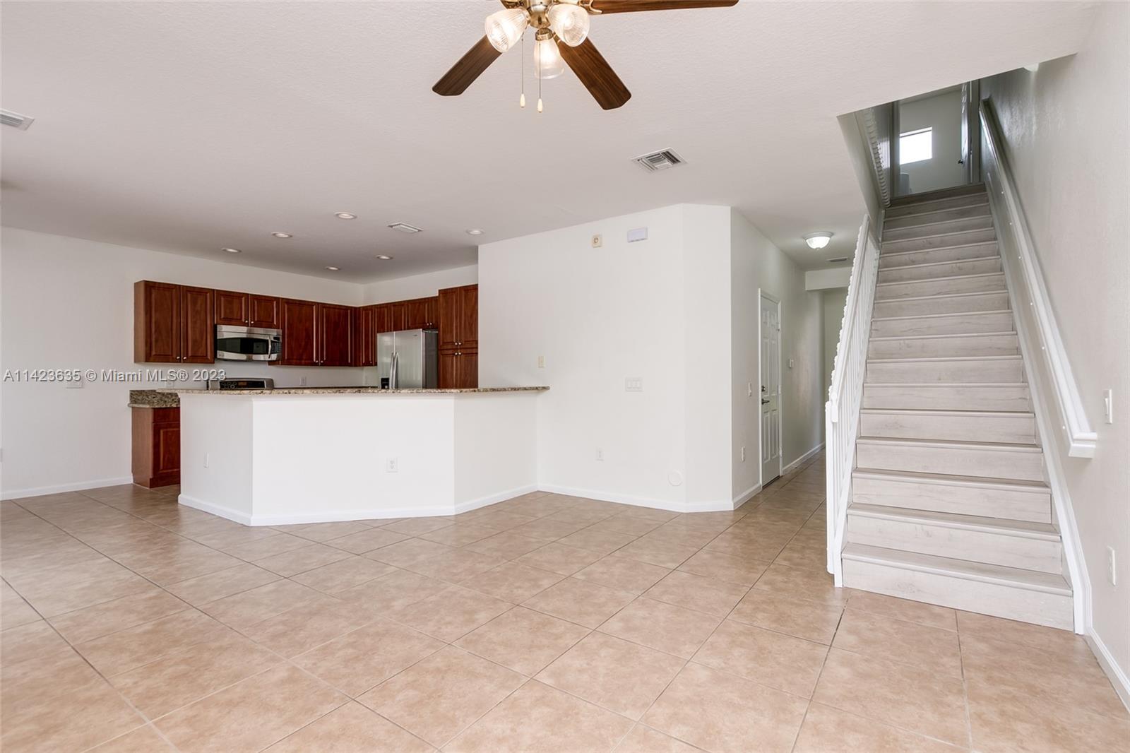 GRAND CYPRESS REPLAT - Residential Lease