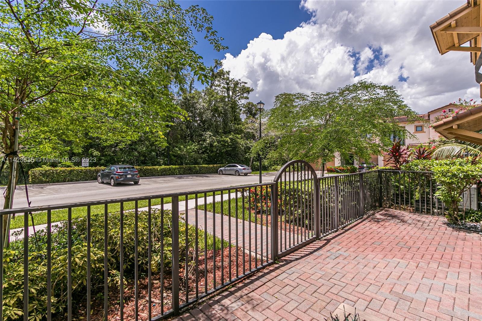 GRAND CYPRESS REPLAT - Residential Lease