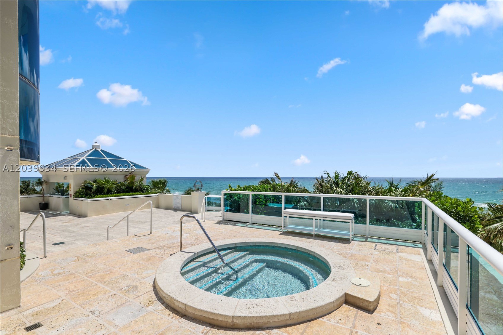 CAPOBELLA CONDO - Residential