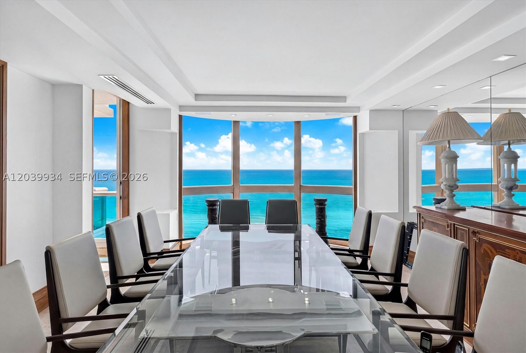 CAPOBELLA CONDO - Residential