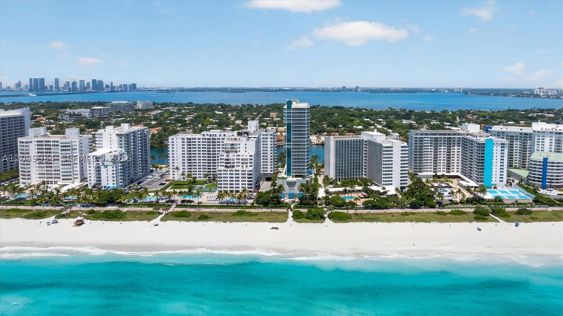 CAPOBELLA CONDO - Residential