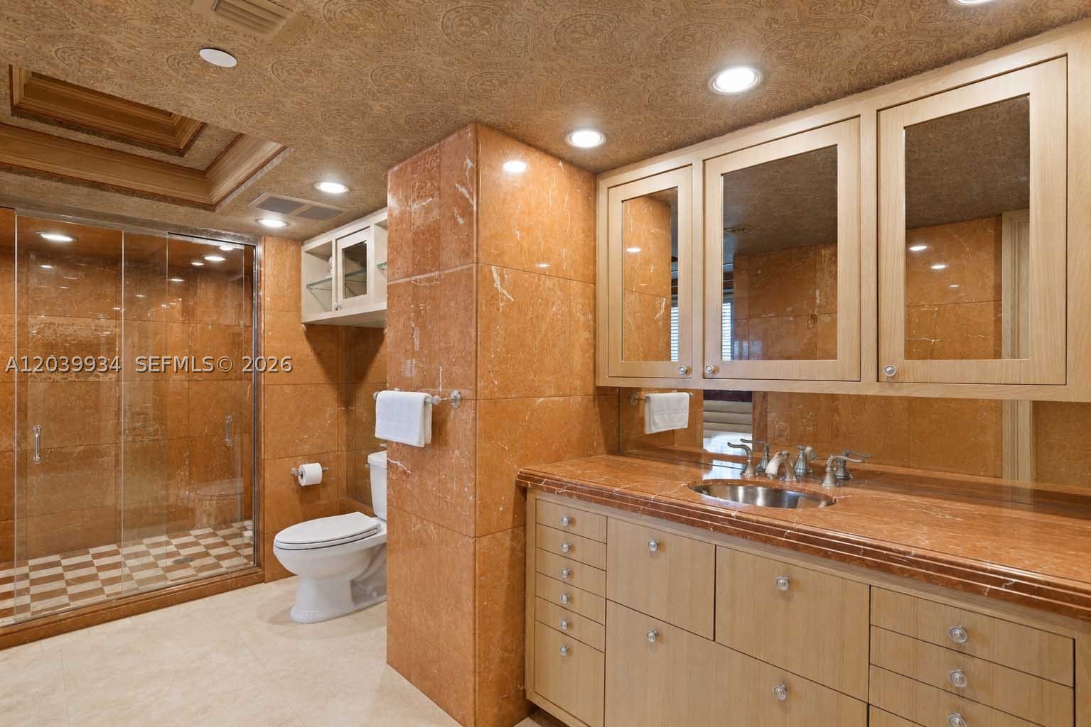 CAPOBELLA CONDO - Residential