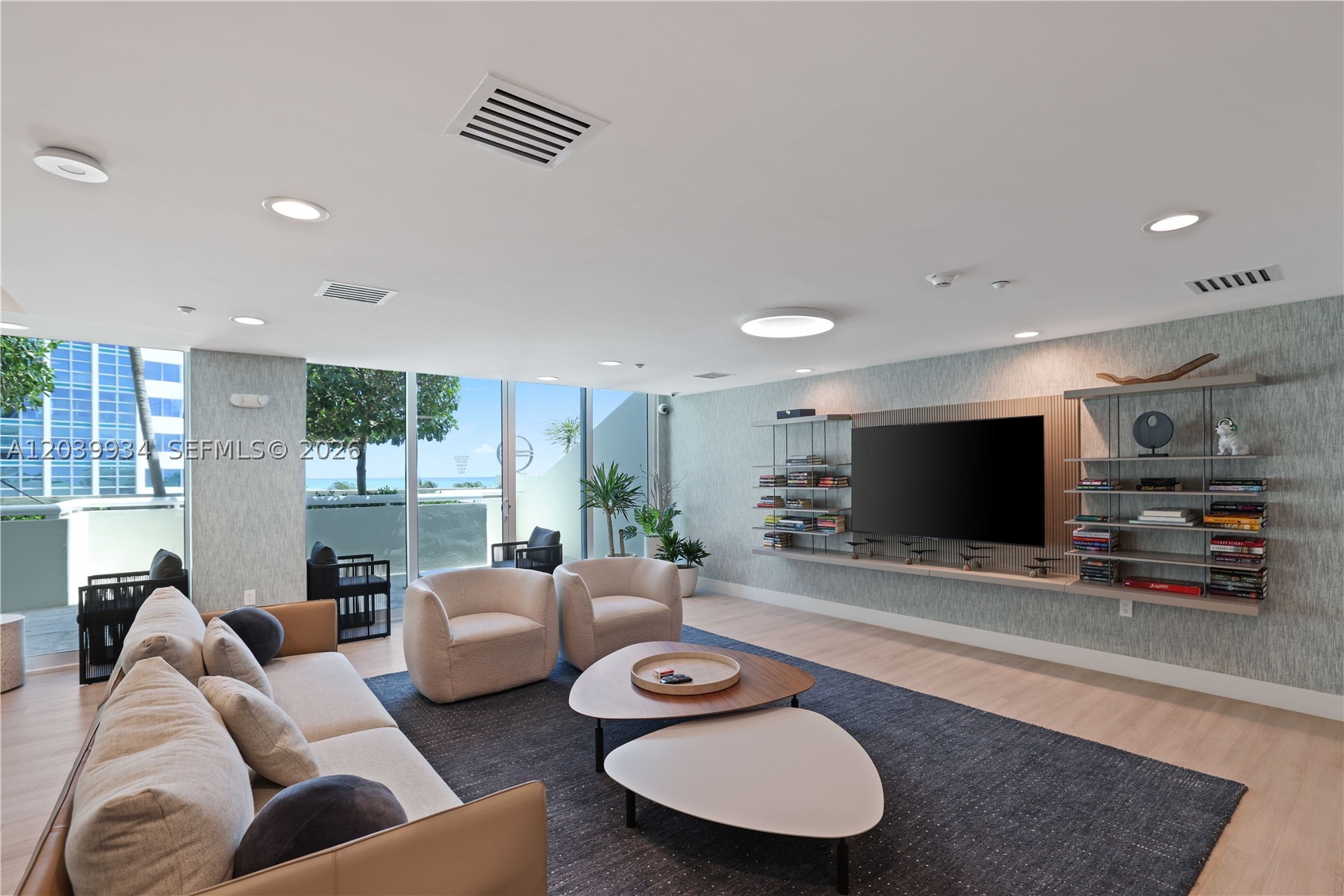 CAPOBELLA CONDO - Residential