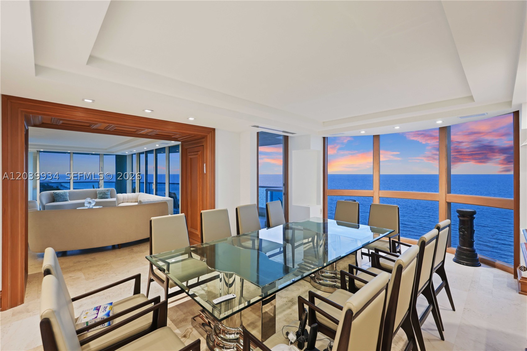 CAPOBELLA CONDO - Residential