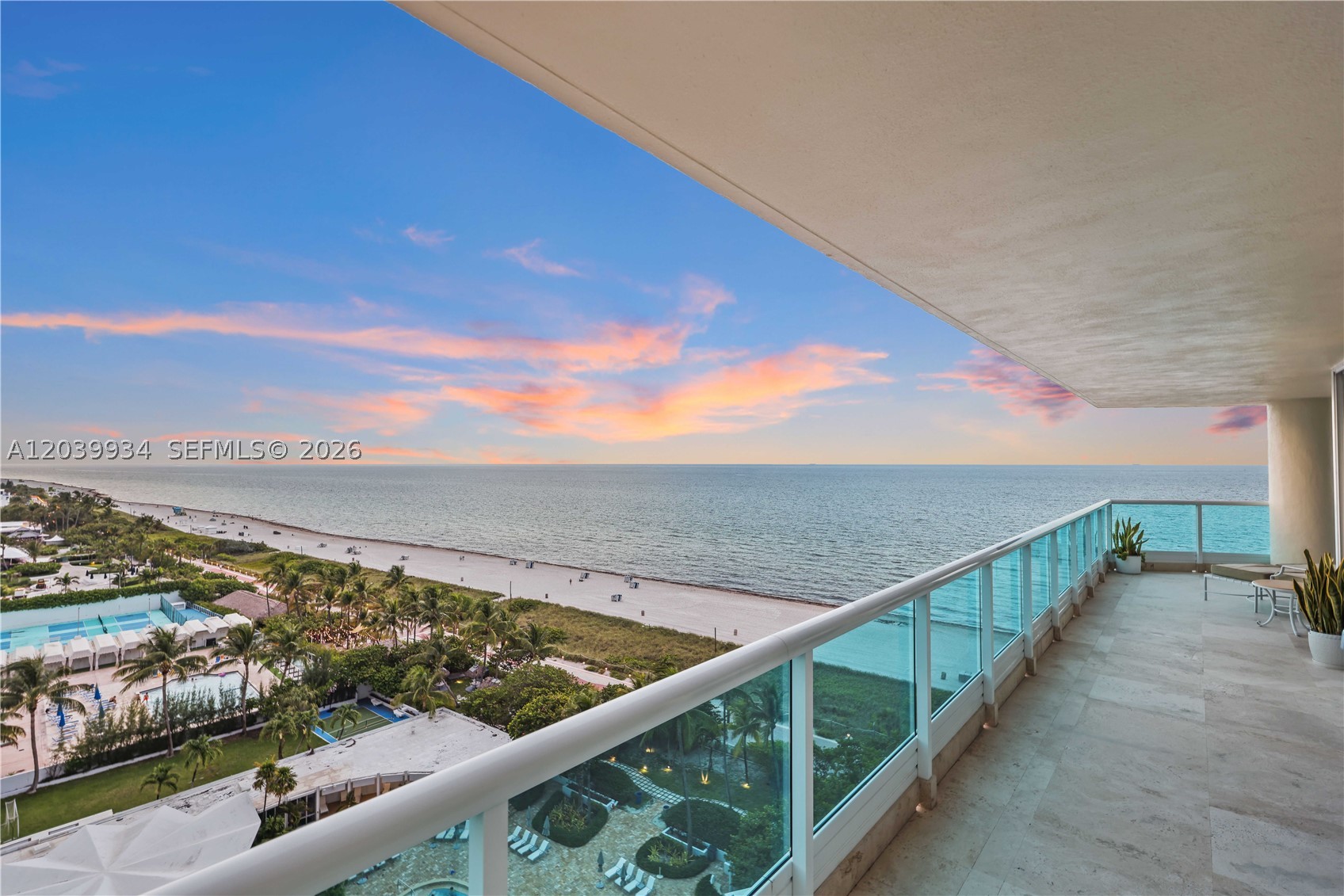 CAPOBELLA CONDO - Residential